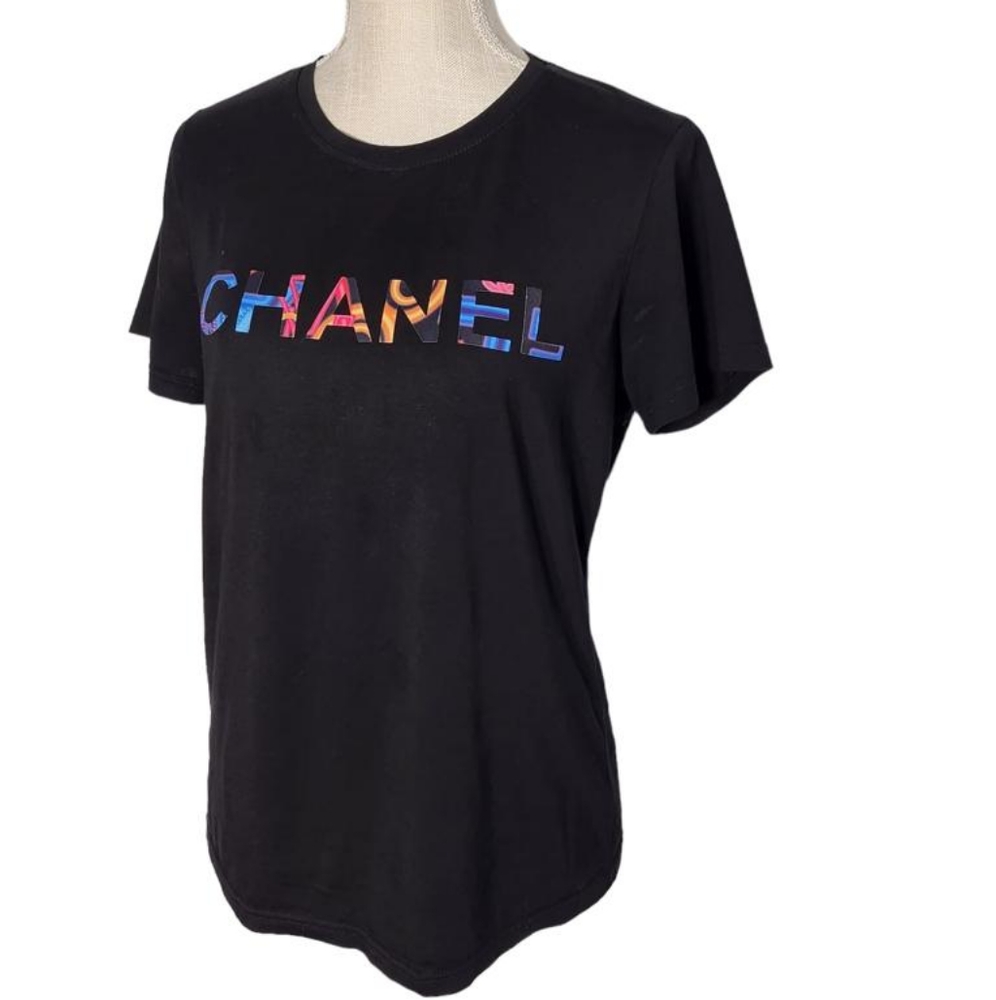 Chanel T Shirt Size M